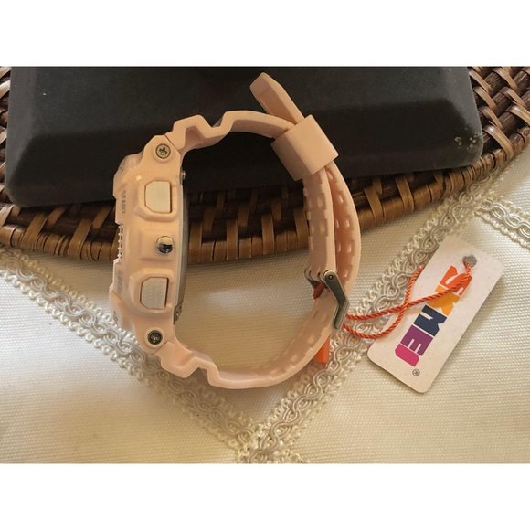 New Watch with Tin Storage case - Picture 5 of 10